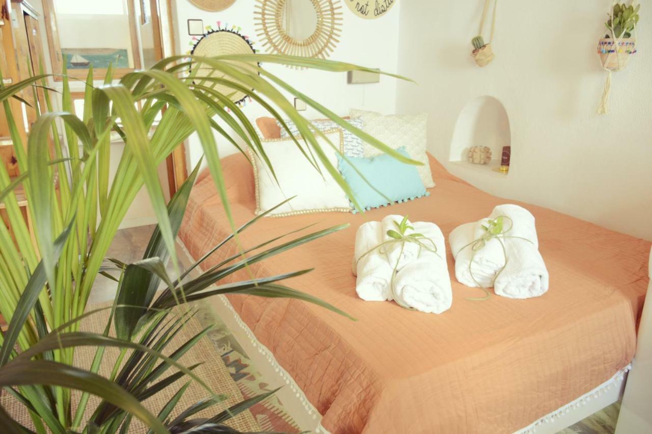 Bright & Relaxing Loft With Attic Room In The Heart Of Mykonos City Mykonos Town Exteriör bild