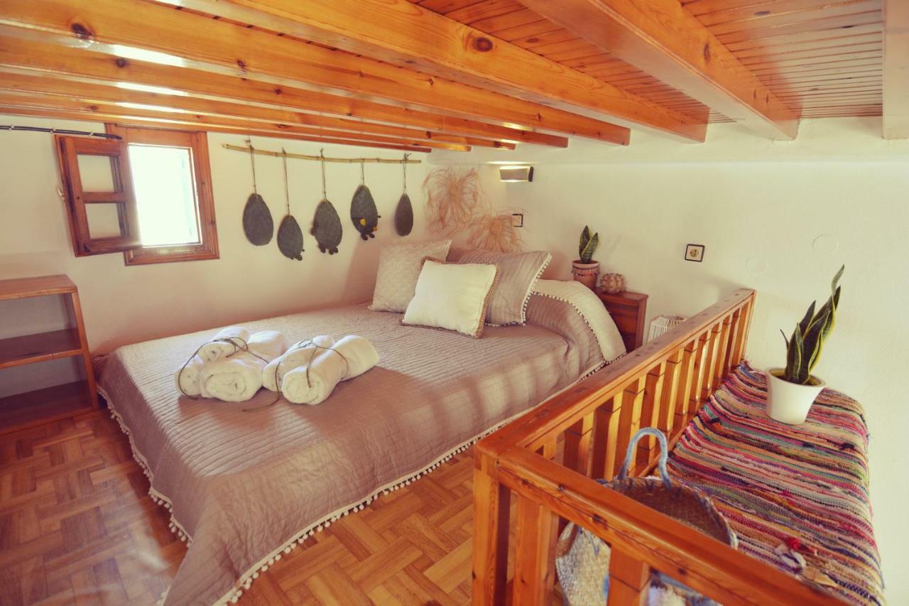 Bright & Relaxing Loft With Attic Room In The Heart Of Mykonos City Mykonos Town Exteriör bild